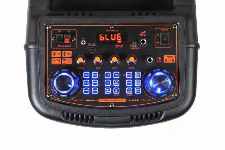 اسپیکر بلوتوثی قابل حمل مدل Ch-8820